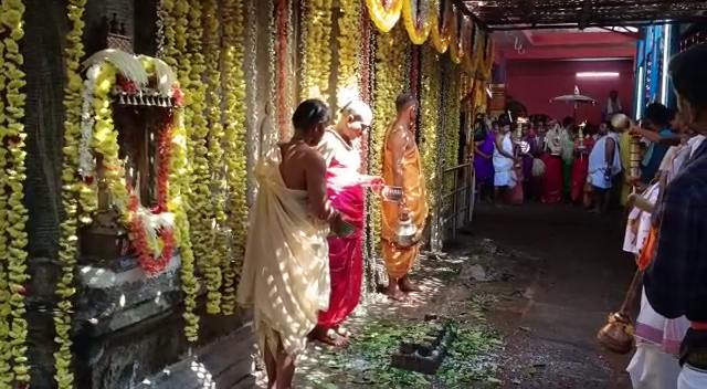 baidoor durgaparameshvari temple