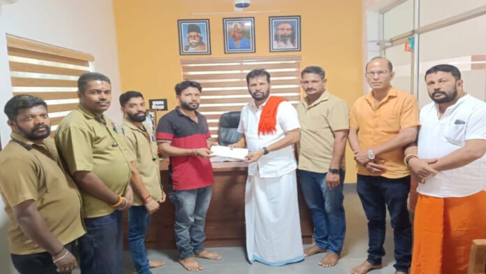 Financial assistance to the sick: Aid distributed by Puttila Parivar Trust