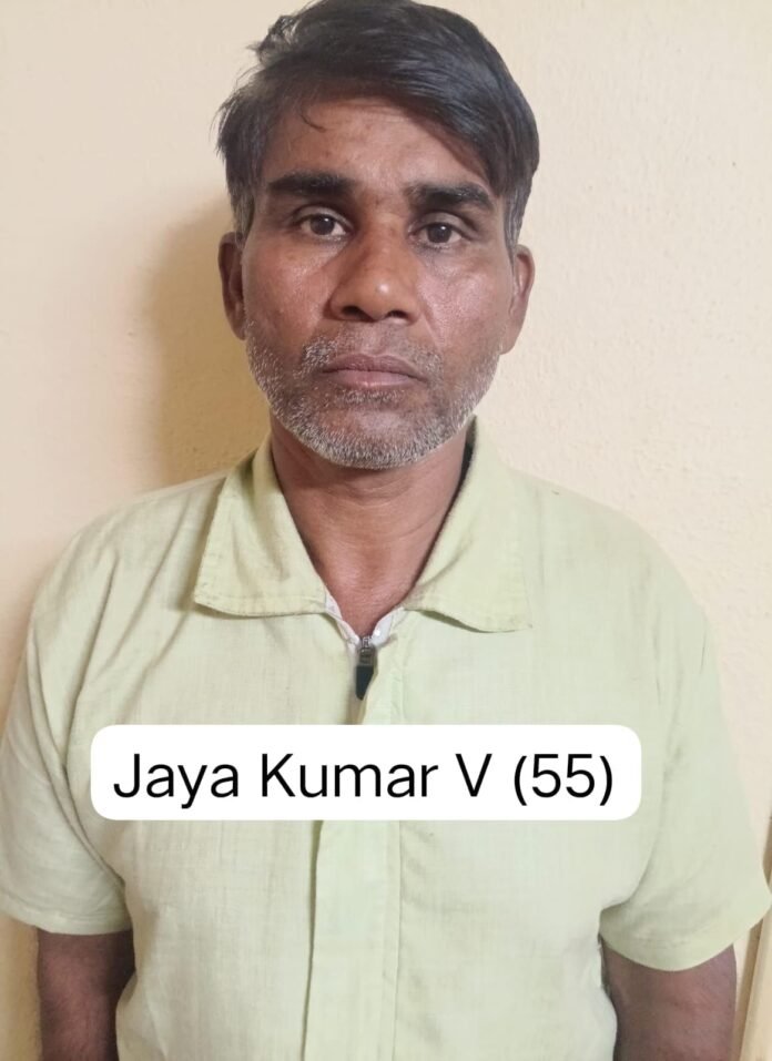 Notorious accused involved in serial theft cases arrested. Total 11 cases detected including 05 cases in D.K. district
